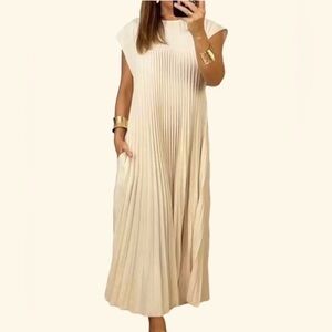 Elegant Cream Pleated Maxi Dress